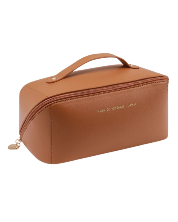 Necessaire organizadora feminina marrom para maquiagem e cosméticos com zíper e alça de mão.