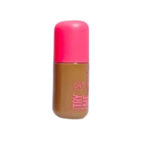Frasco da Base Try Me Love Rain com tampa rosa, base líquida de acabamento matte e textura fluida.