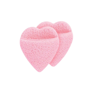 Esponja de limpeza facial em formato de coração, ideal para esfoliação suave e skincare diário.